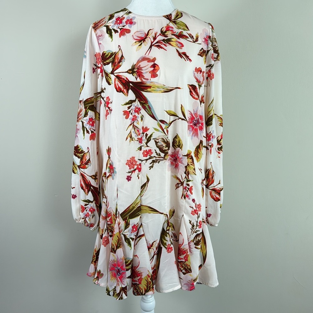 TINSEL Floral Print Pleated Ruffle Hem High Neck Long sleeve Dress‎ Size Medium